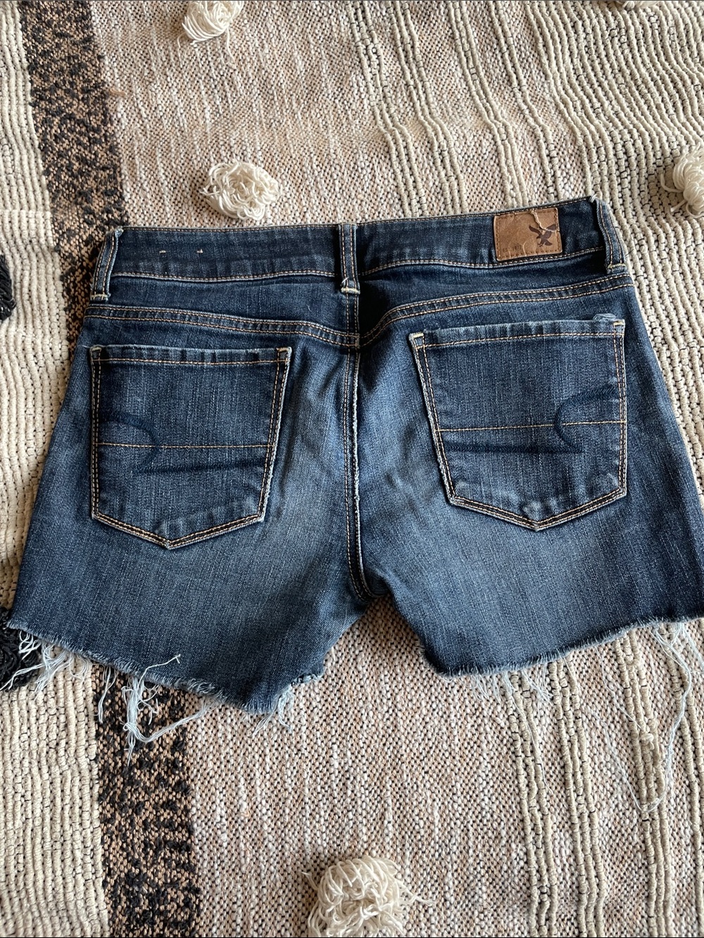 American Eagle Outfitters Dark Indigo Frayed Hem Denim Shorts - Picture 3 of 4